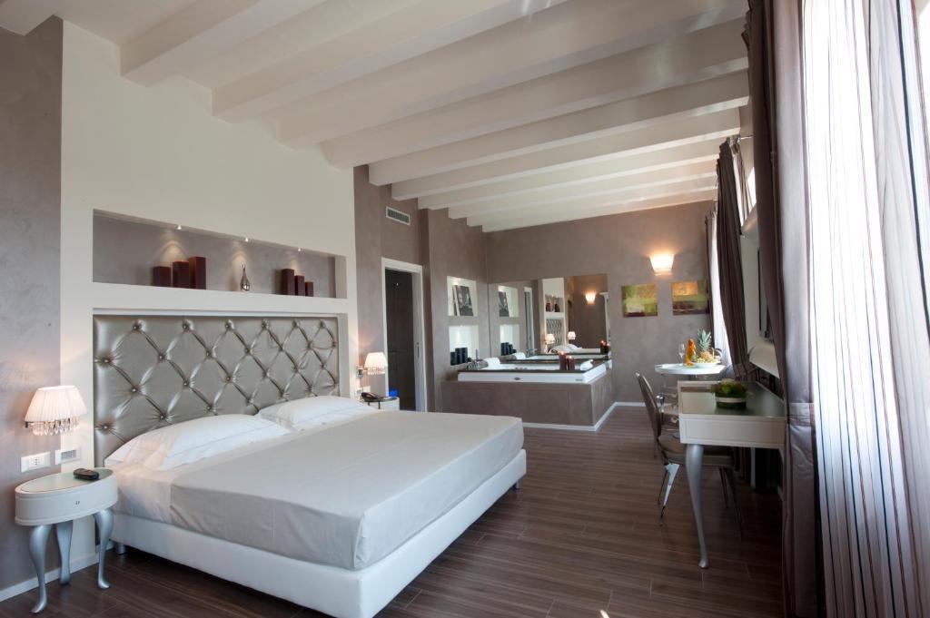 Hotel Morgana Rodengo-Saiano Pokoj fotografie