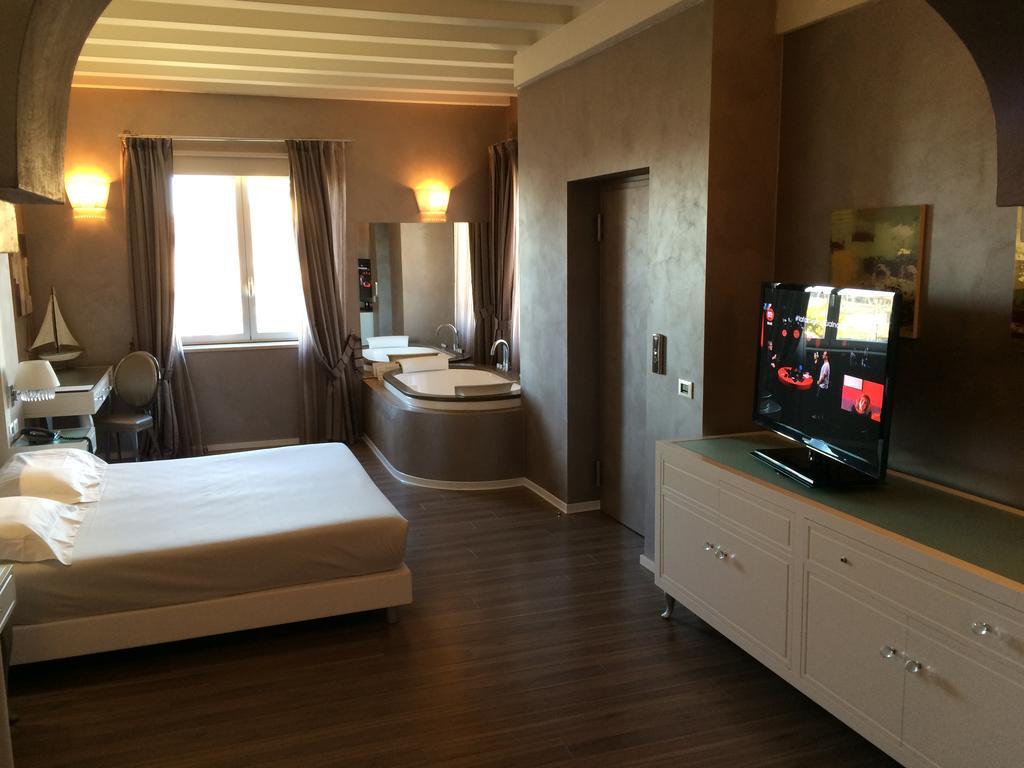 Hotel Morgana Rodengo-Saiano Pokoj fotografie